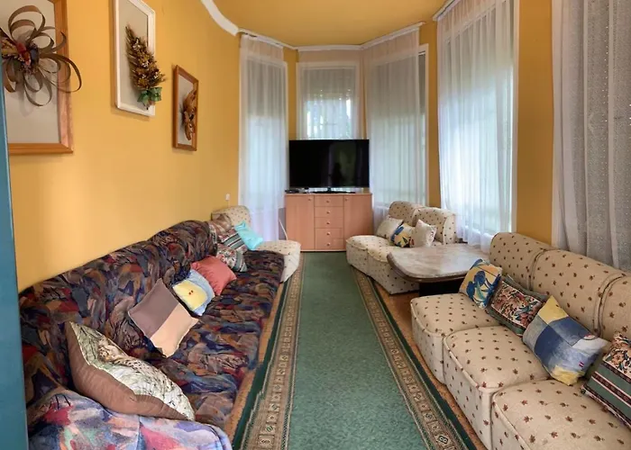 Edit Villa